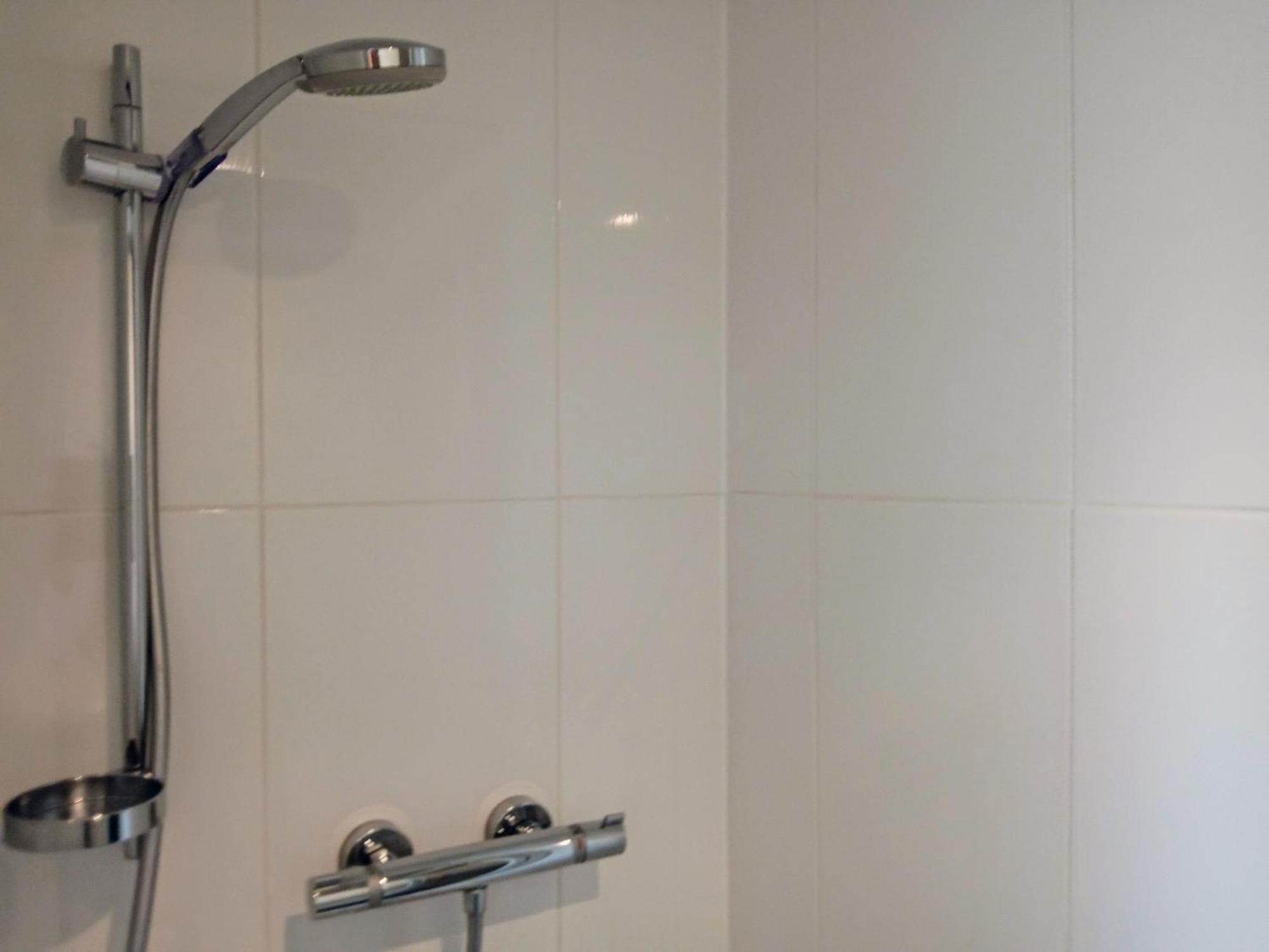 L Ideal 10 Mn Vannes Linge De Lit, Serviettes Inclus Wifi Parking Gratuit Noyalo Exteriér fotografie